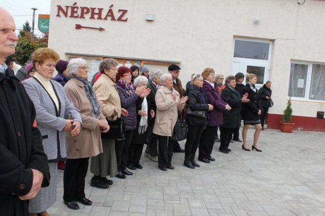 2016-1956-os megemlékezés, emlékmű átadása