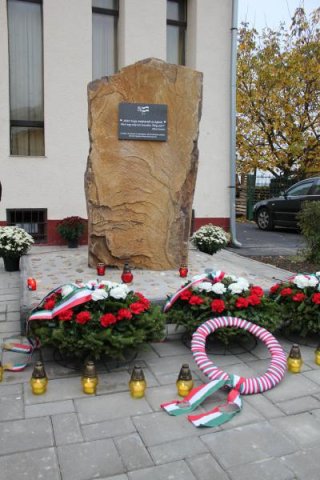 2016-1956-os megemlékezés, emlékmű átadása