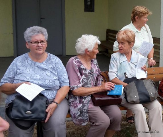 2017 Temetői harangláb és az áthelyezett keresztek megáldása