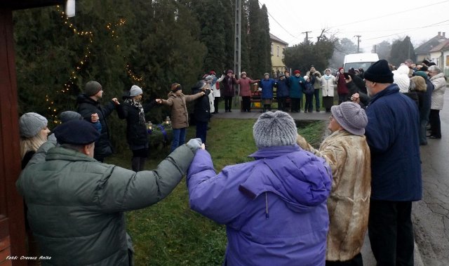 Adventi gyertyák meggyújtása 2015