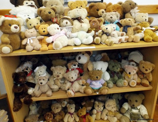 Egyedi tárgyak, gyűjtemények kiállítása